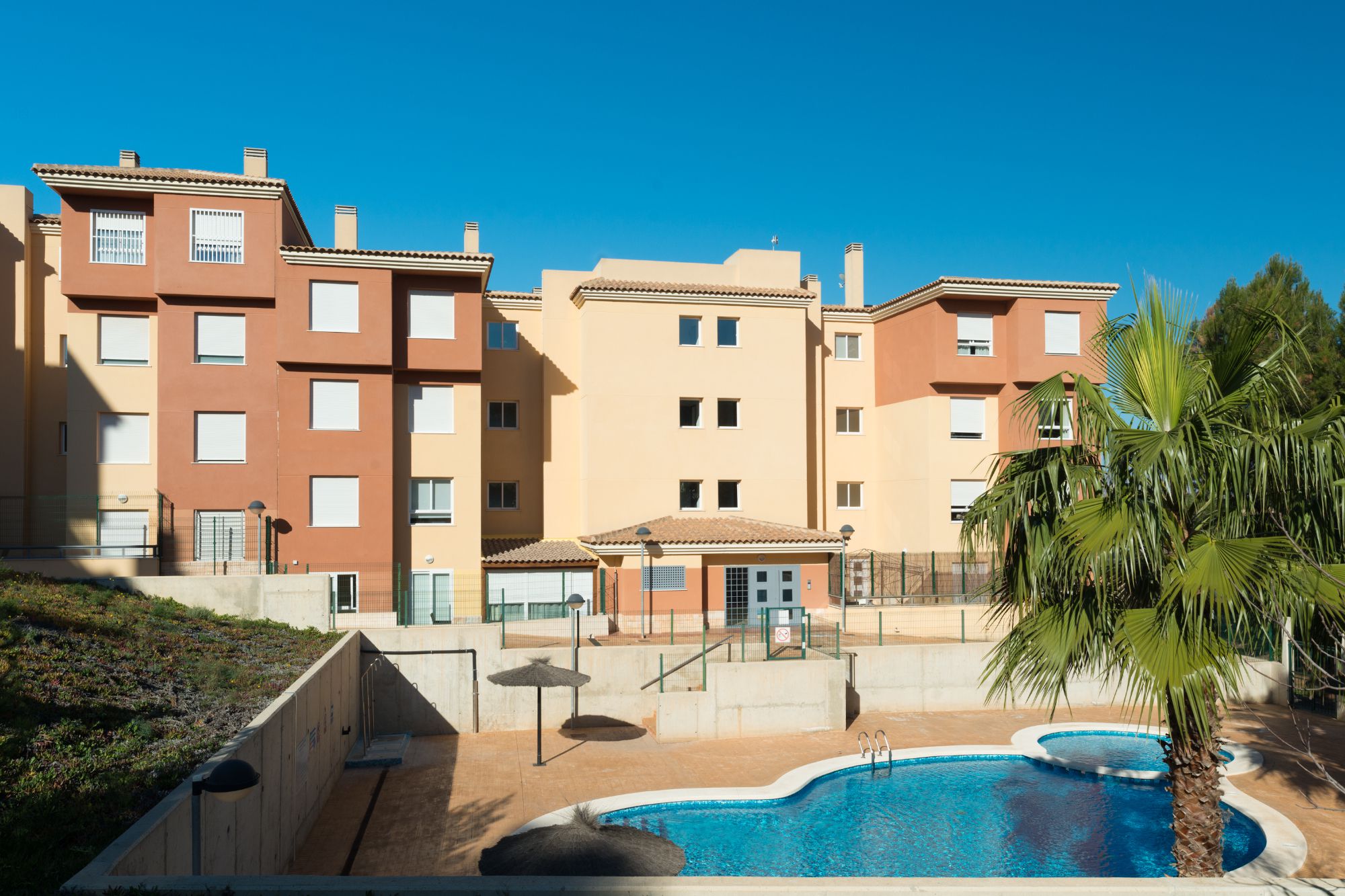 Gestión de alquiler profesional de su inmueble .  MCORPAS en Motril